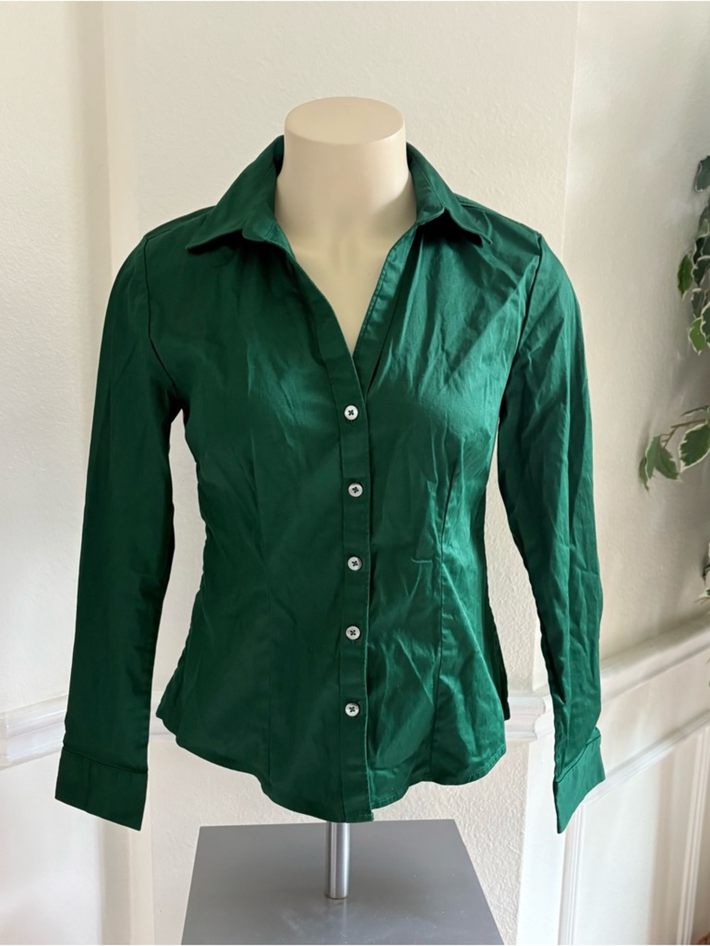 Banana Republic Emerald Green Button-Down Shirt